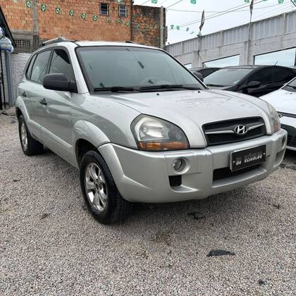 HYUNDAI TUCSON 2.0 GL 2WD 16V GASOLINA 4P MANUAL